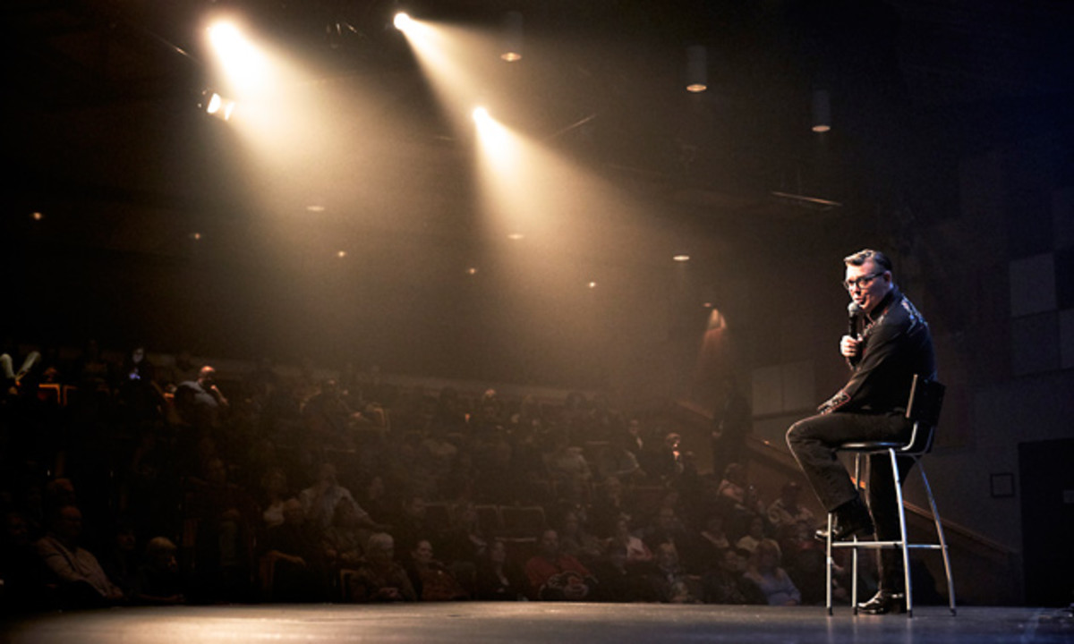 Theo-Fleury-Vinnick-stage.jpg